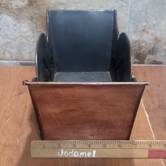 Scalloped Edge Metal Container Rectangular Planter - Picture 7 of 8